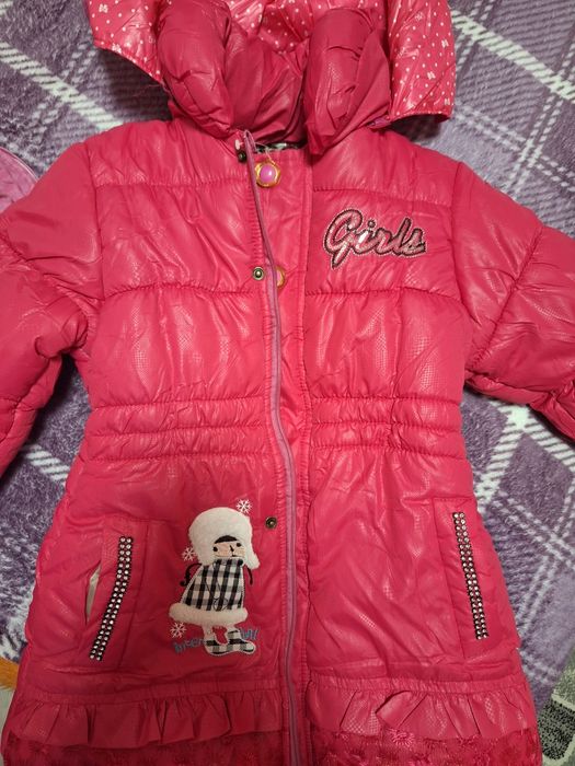 Нова куртка для дівчинки пуховик