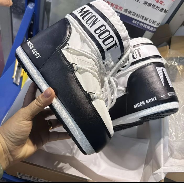 MOON BOOT зимове взутя