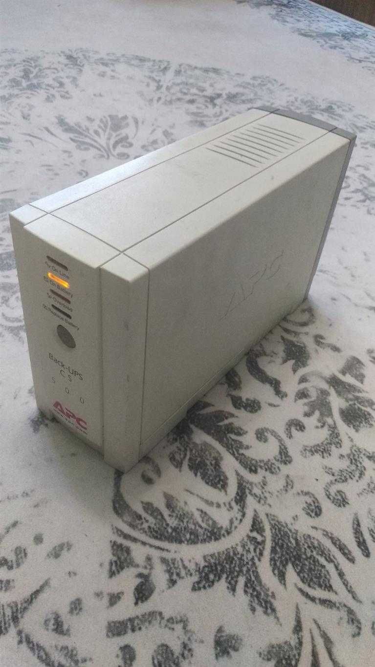 Джерело безперебійного живлення 0,3 кВт. (500 VA) Back-UPS CS-500 APC.