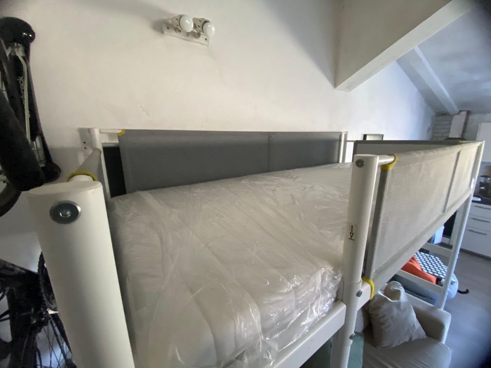 Beliche / Cama alta IKEA como nova