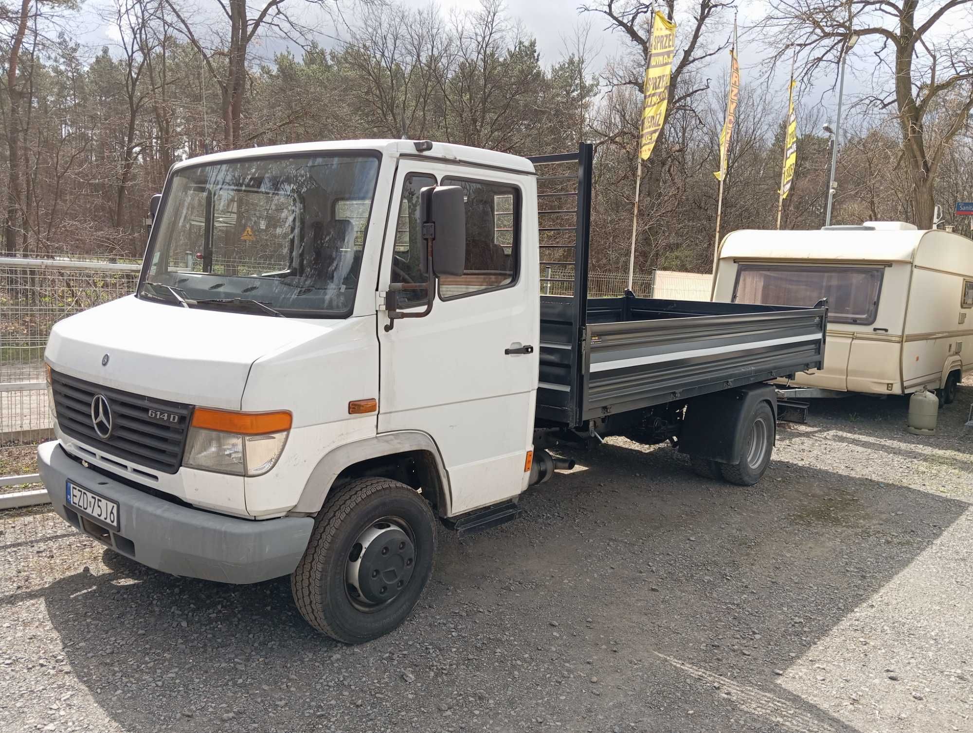 Mercedes-Benz 2002 r Vario 814 Wywrotka trzystronna NOWA
