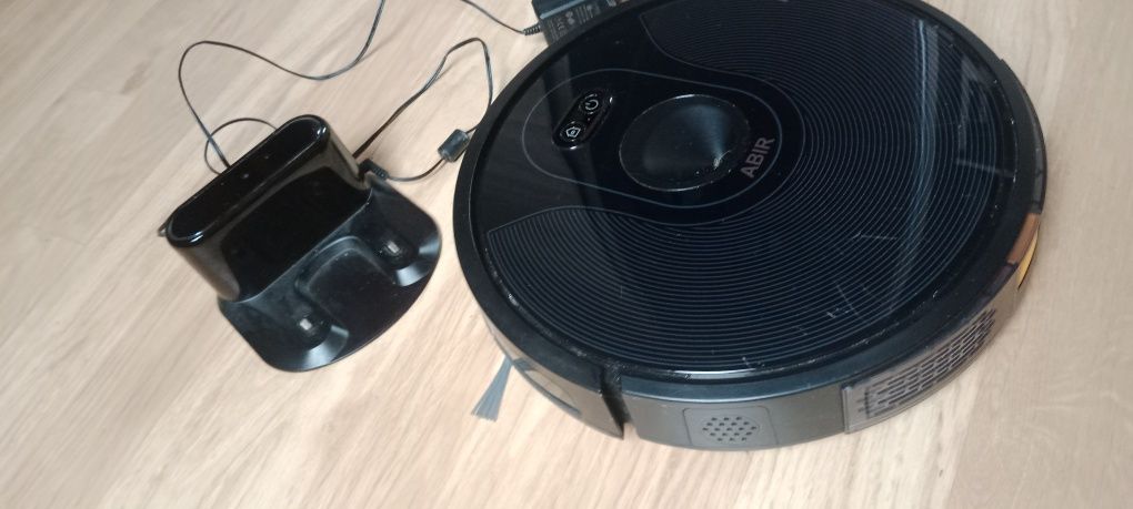 Robot sprzątający ABIR X6 – sprawny, tanio, z wysyłką!