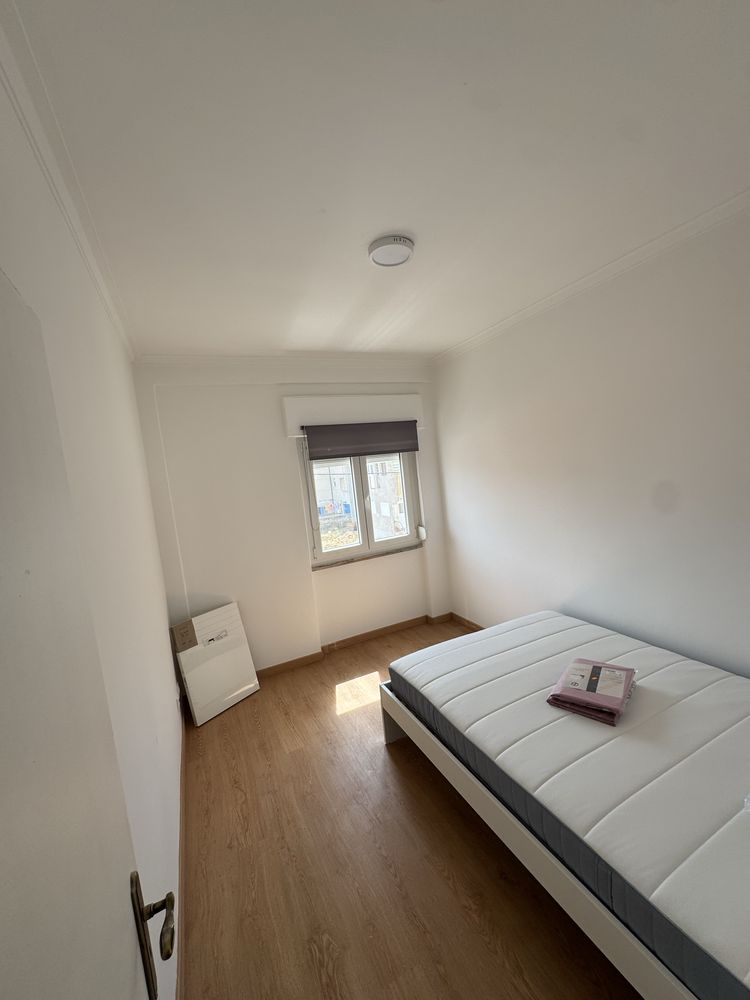 Quarto para Solteiro no Centro do Seixal