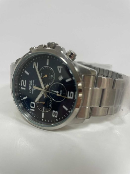 Relógio Lorus Cronografo - 43mm - Novo com Garantia RT393GX9