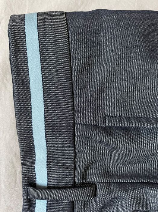 Брюки PRADA. Оригинал. Размер 46.