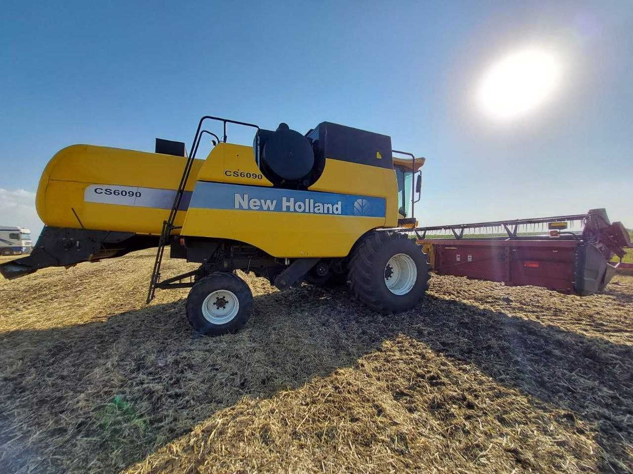 Комбайн New Holland CS 6090 (2008)