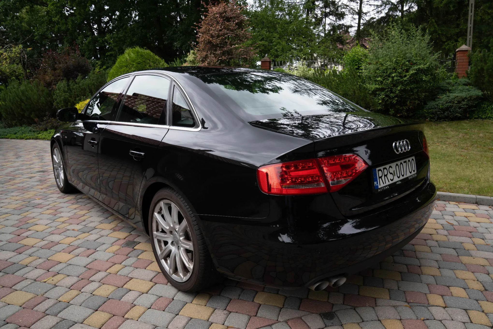 Audi A4 AUDI A4 S-Line 2.0 TDI 140KM