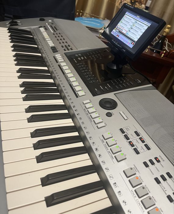 Синтезатор Yamaha  PSR s-550;s-700; s-900