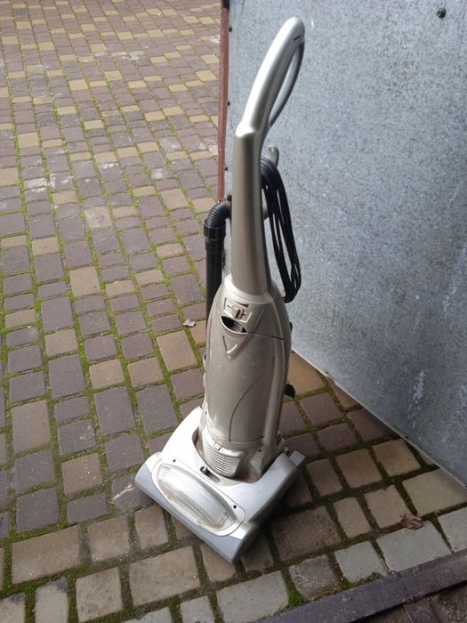 Пилосос Majestic 98 033/2