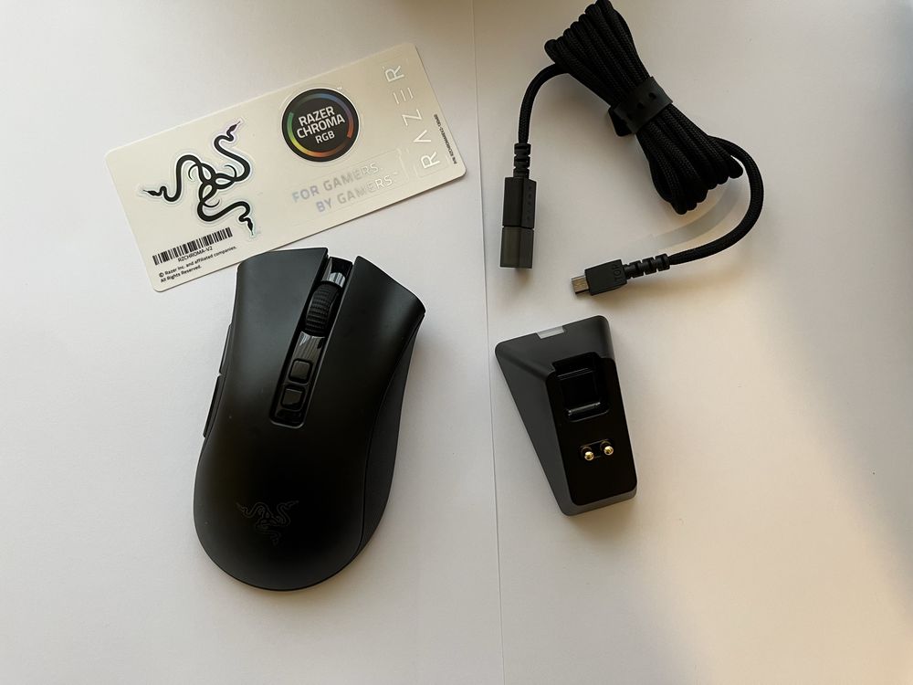 Razer DeathAdder V2 Pro + stacja dokująca