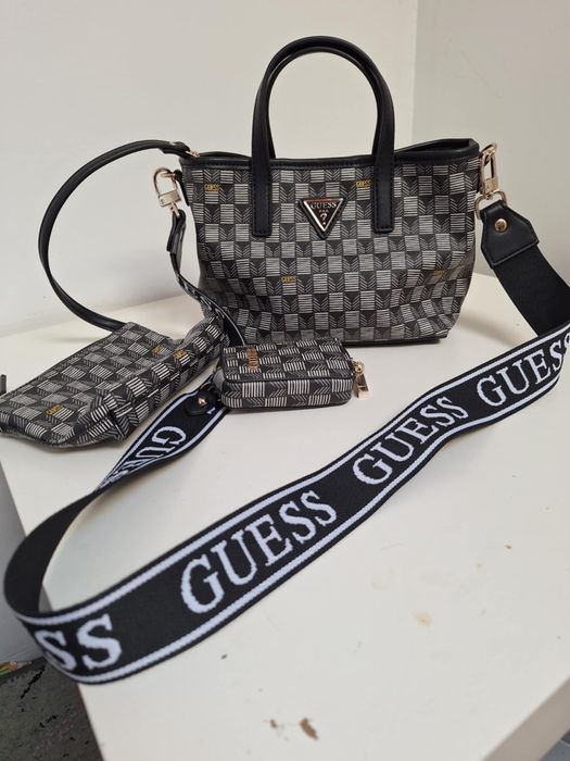 Torebka damska Guess stan nowa !!!