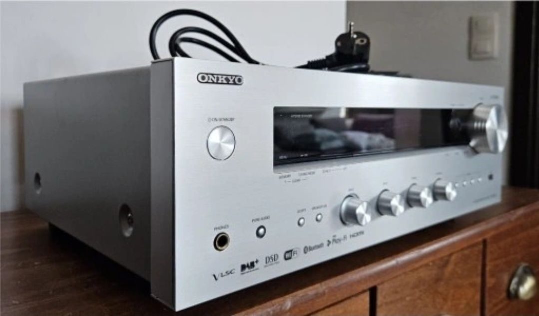 Amplituner sieciowy ONKYO TX-8270, Spotify, Tidal, TuneIn