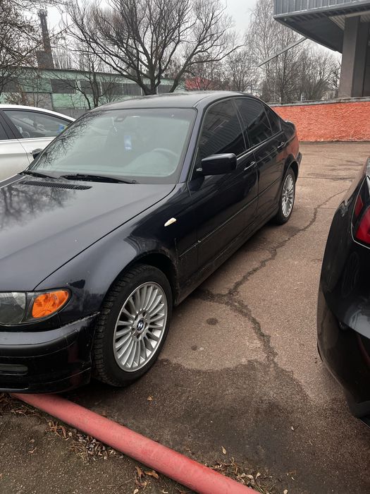 Продам машину BMW e46 318i