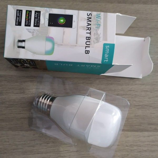 Светодиодная лампа RGB WiFi E27 7 Вт Tuya Smart не Bluetooth
