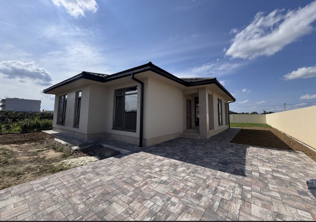 Продаж 1-но поверхового будинку, ділянка 7соток,110кв.метрів,3-х кім.