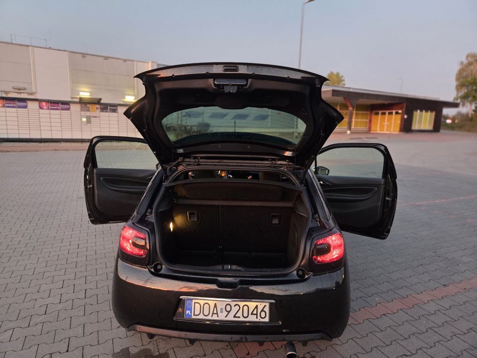 Citroen ds3 2010 rok- 1.6 benzyna- bogate wyposażenie- prywatne