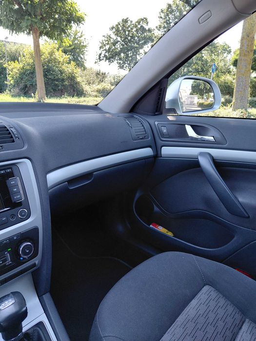 Шкода октавія 2012 дизель 2л автомат