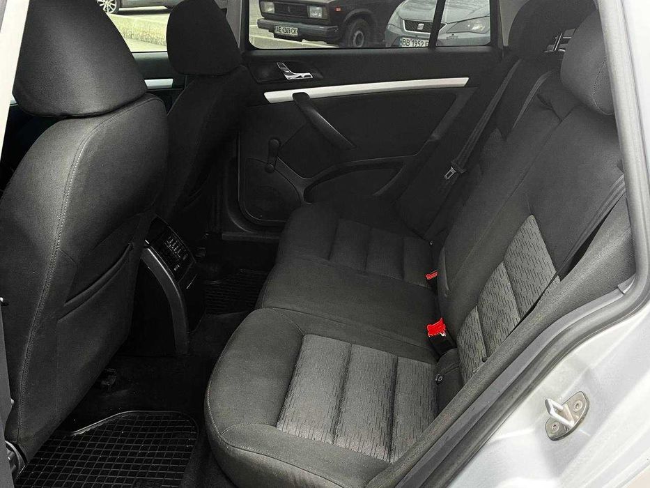 Шкода Октавия A5 FL 1,6 Універсал 2009 Рестайлинг 2 поколение