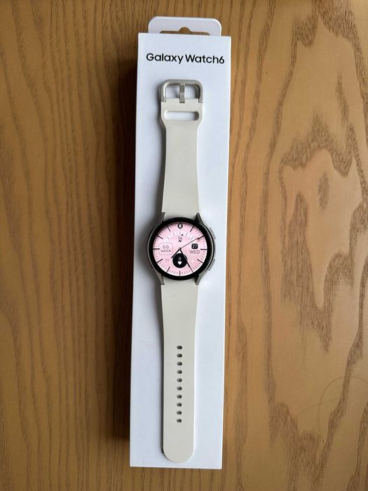 Смарт-годинник Samsung Galaxy Watch6 40mm / Золотий