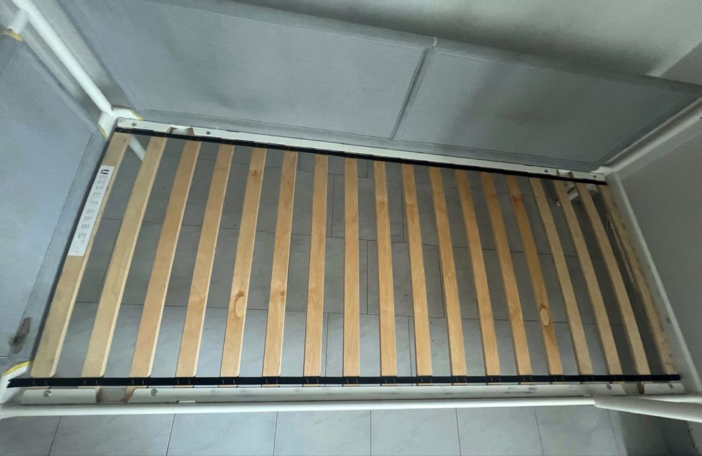 Cama para 2 pessoa ou crianca de Ikea