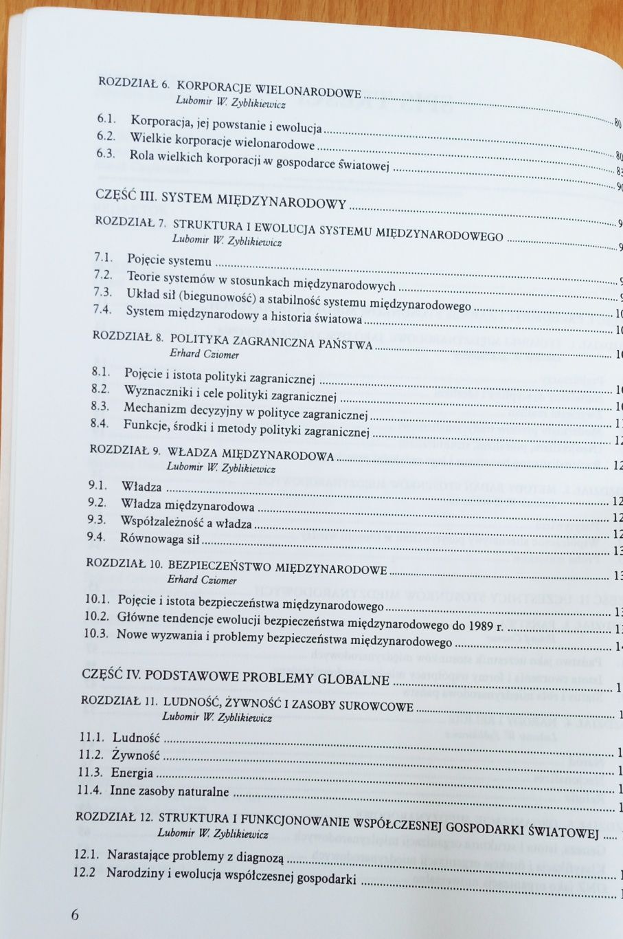 Zarys współczesnych stosunków  międzynarodowych