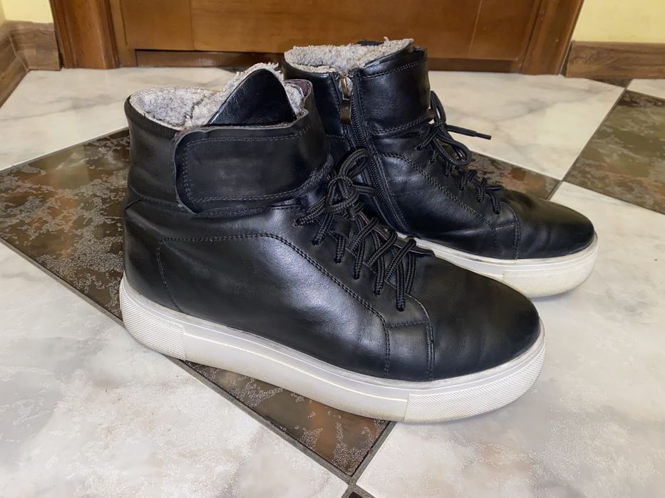 Шкіряні кросівки, теплі, 41 розмір