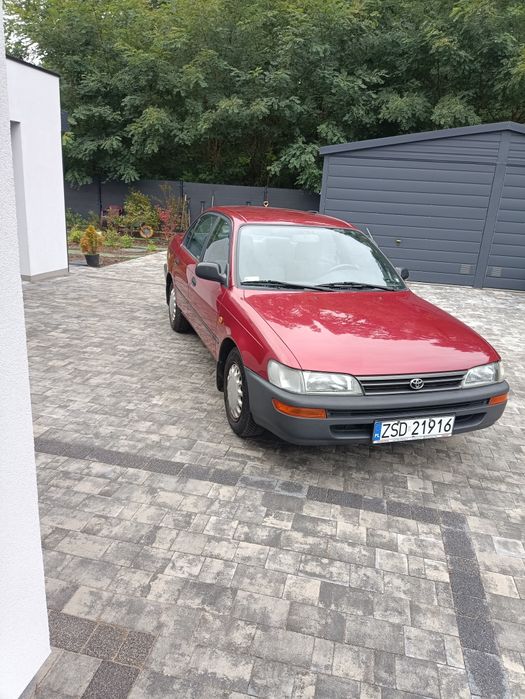 Toyota Corolla 1.3 XLI drugi właściciel