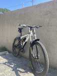 Bocicleta downhill
