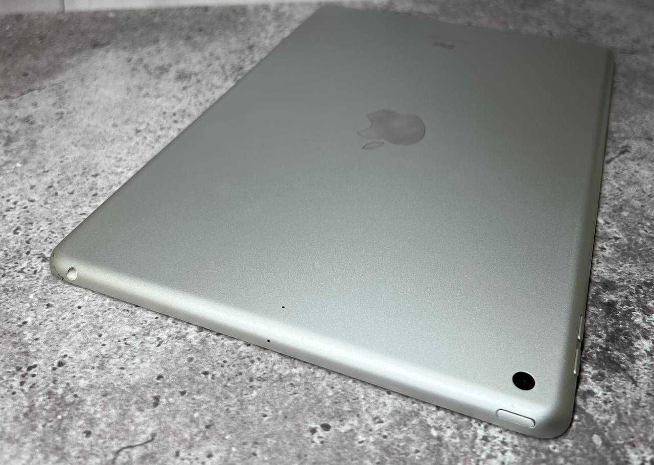 Планшет ipad 7 32gb +чохол + стилус