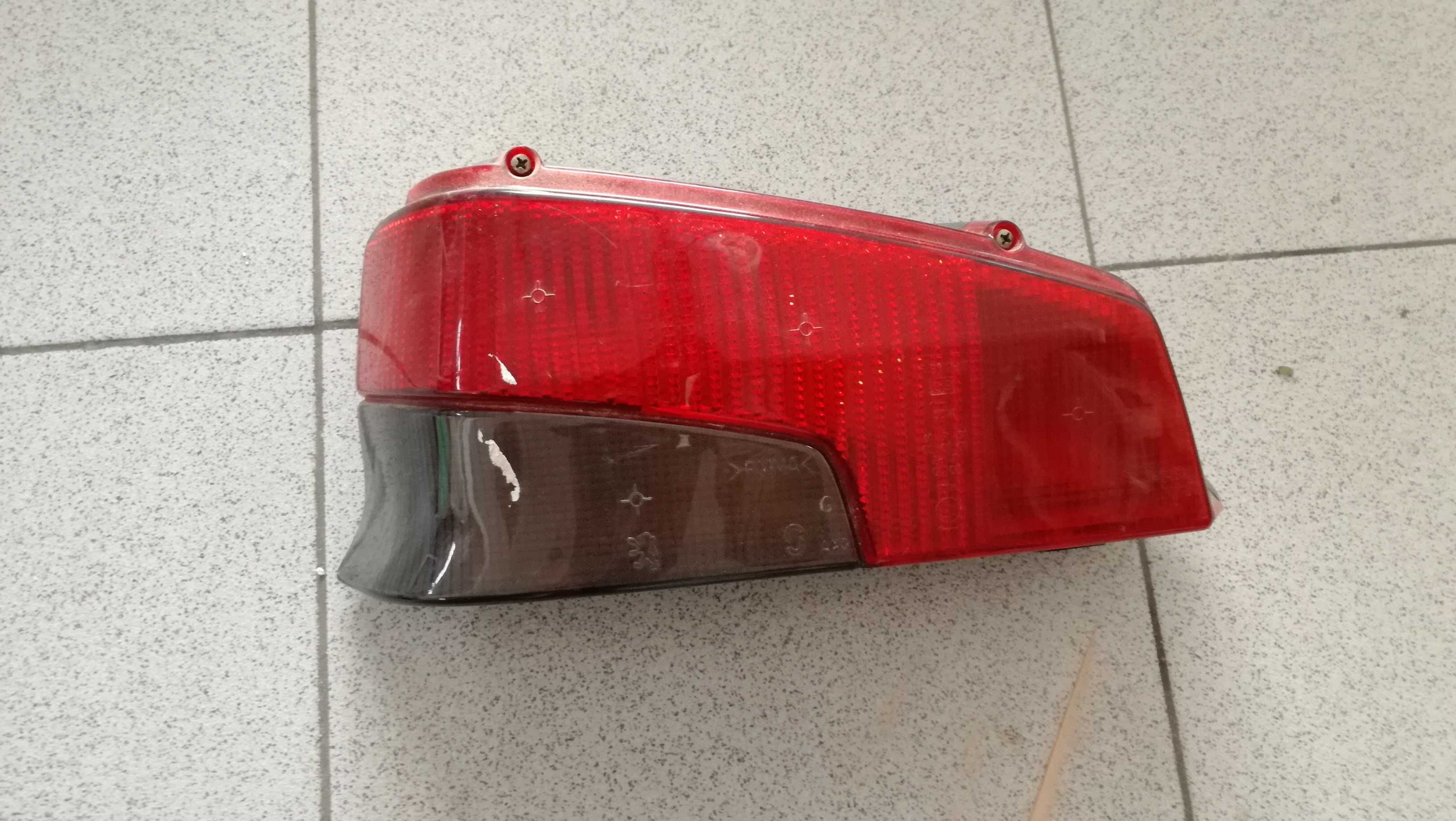 Farol traseiro citroen saxo peugeot 106