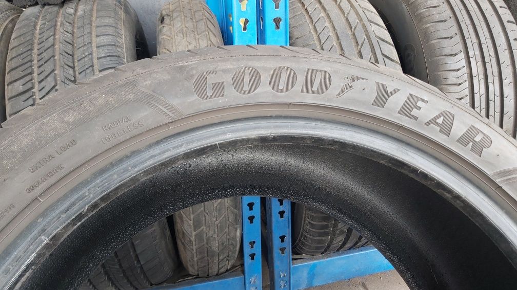 Opona GOODYEAR Eagle F1 Asymmetric 2    285/40R21