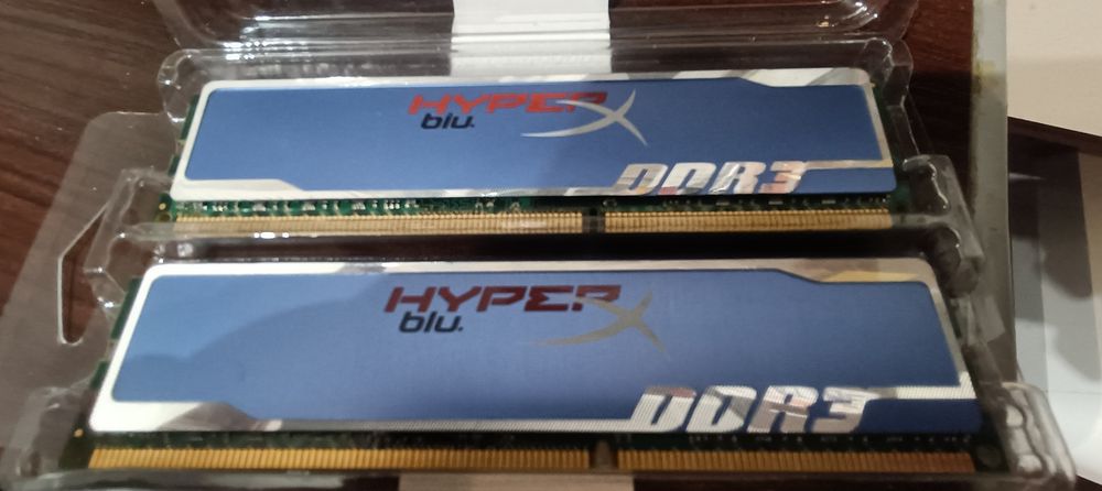 Kingston 16GB 4x4 GB DDR3 HyperX blu