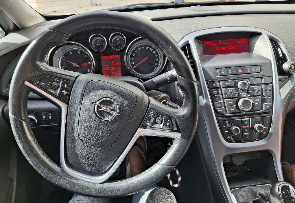 Opel astra 1.6cdti 127000kms
