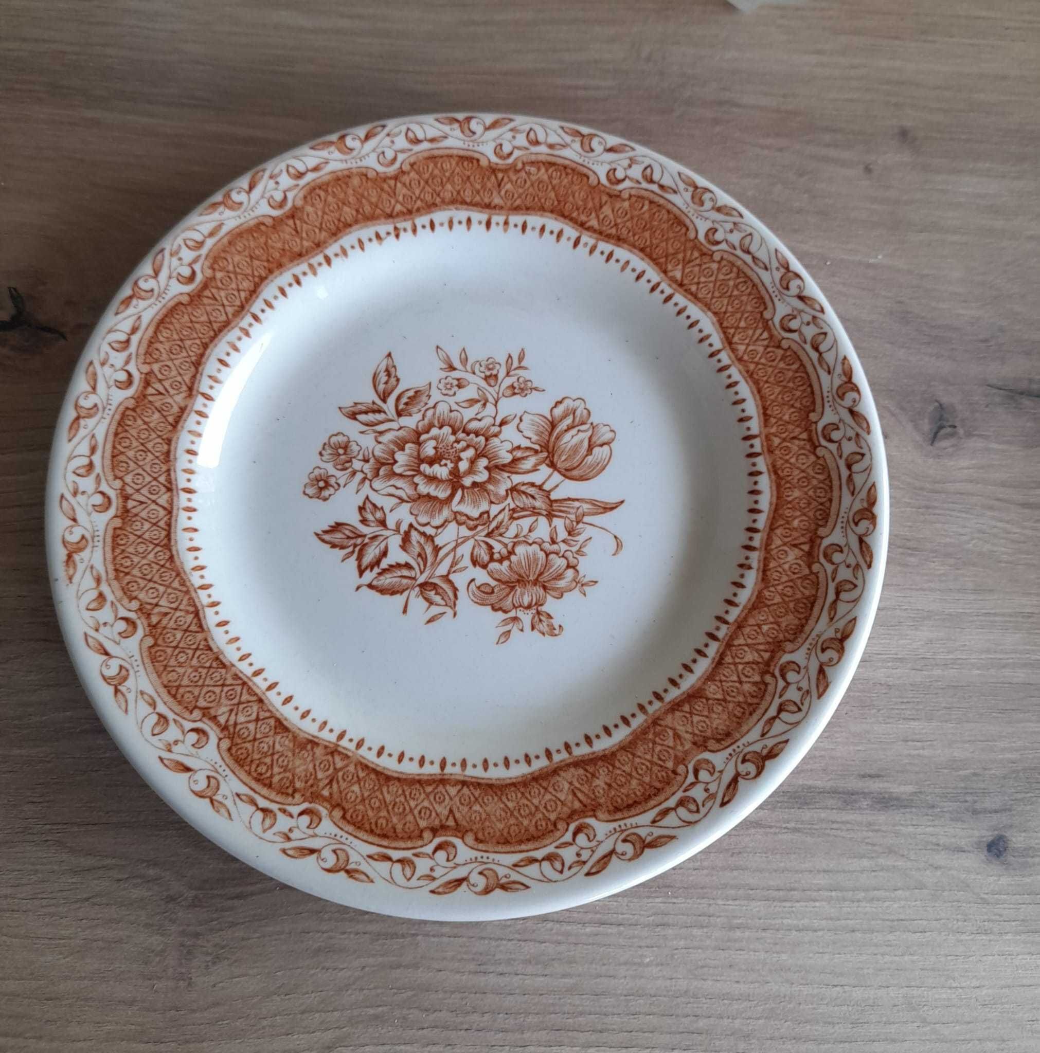 Bonito prato Vintage "Staffordshire"