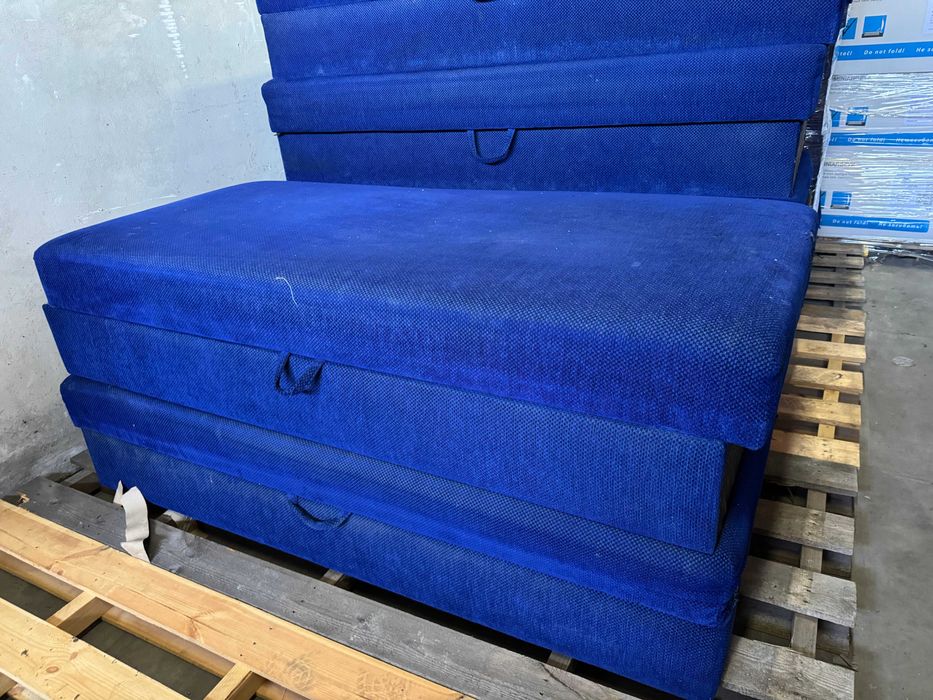 Używane tapczany do oddania za darmo