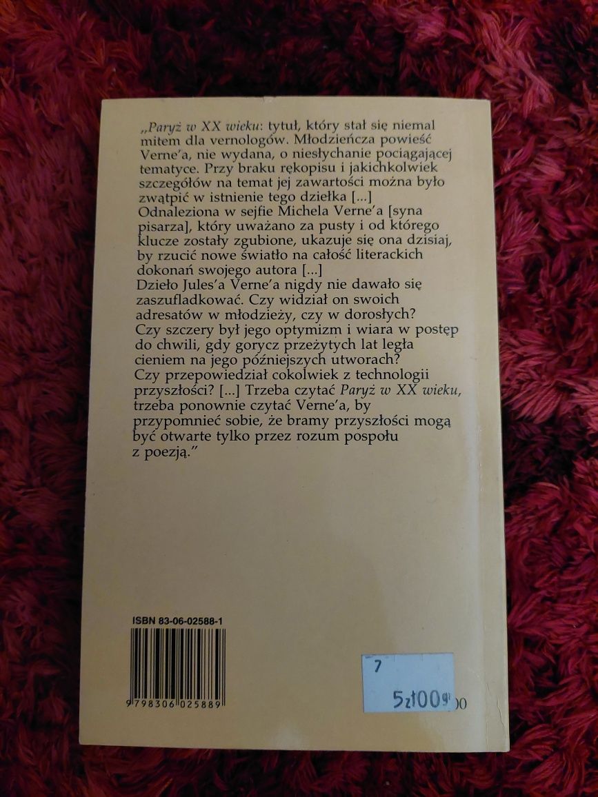 Ksiaążka / Juliusz Verne / Paryż w XX wieku