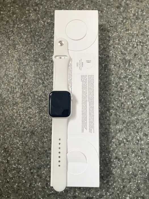 Apple Watch Series 6 44 mm Silver Aluminim