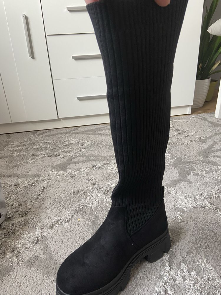 Buty kozaki na platformie