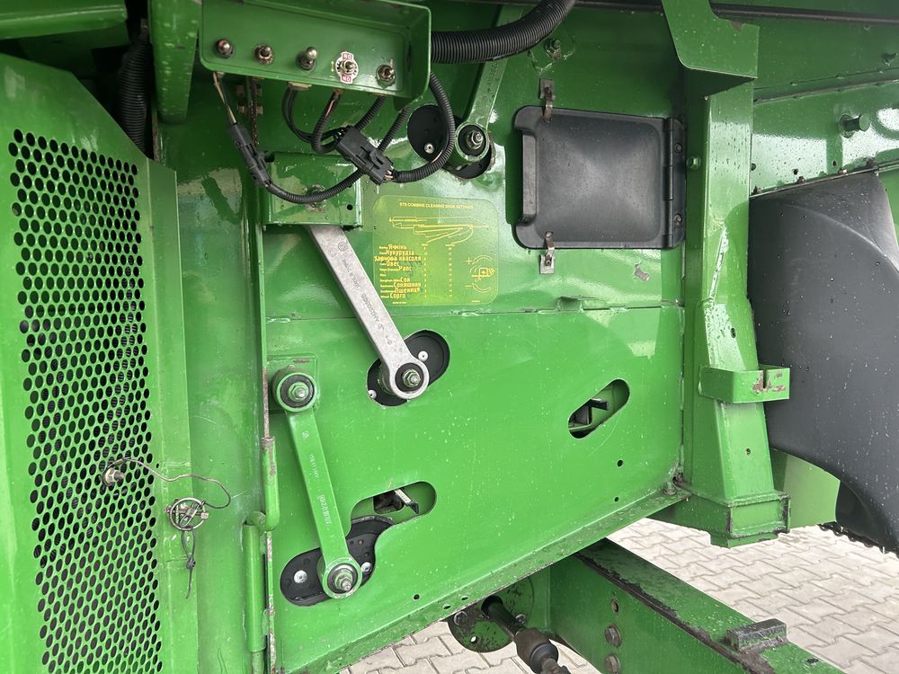 Комбайн John Deere 9760STS 2005 8.1