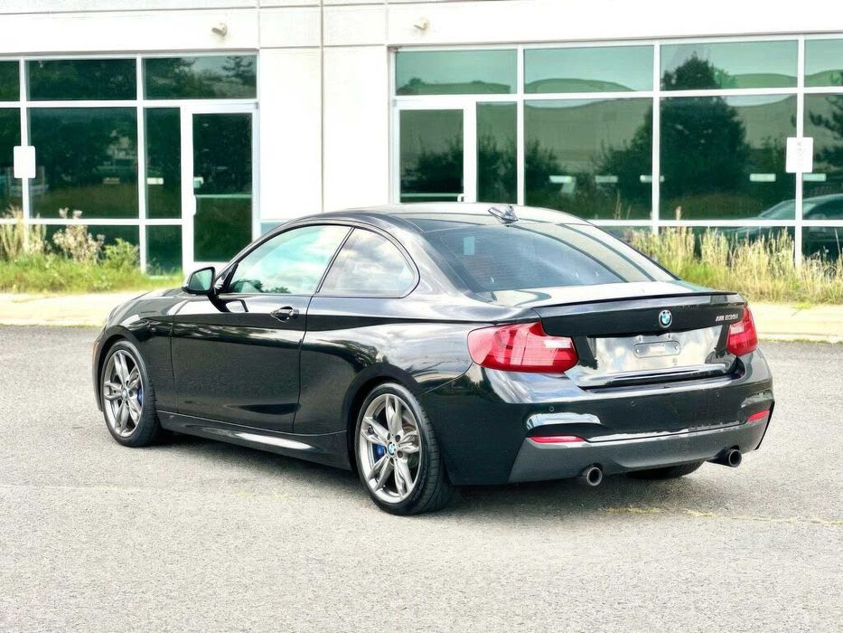 BMW 2 Series M235i Coupe      2016