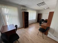 Офісне приміщення 35,4 кв. м. на 5-му поверсі на пр. Соборному, 180а