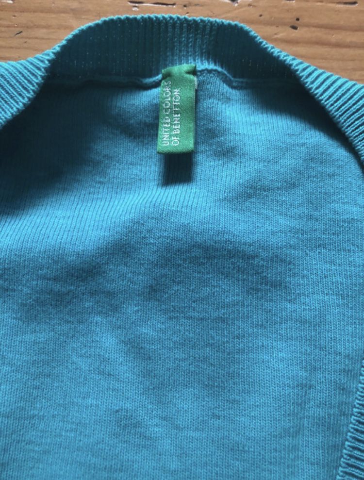 Camisola azul da Benetton