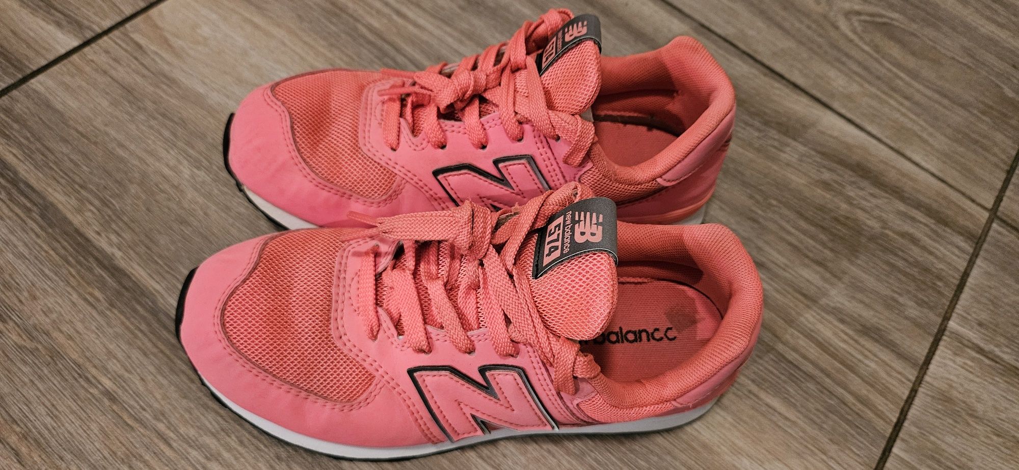 Buty New Balance 574 sneakersy r36