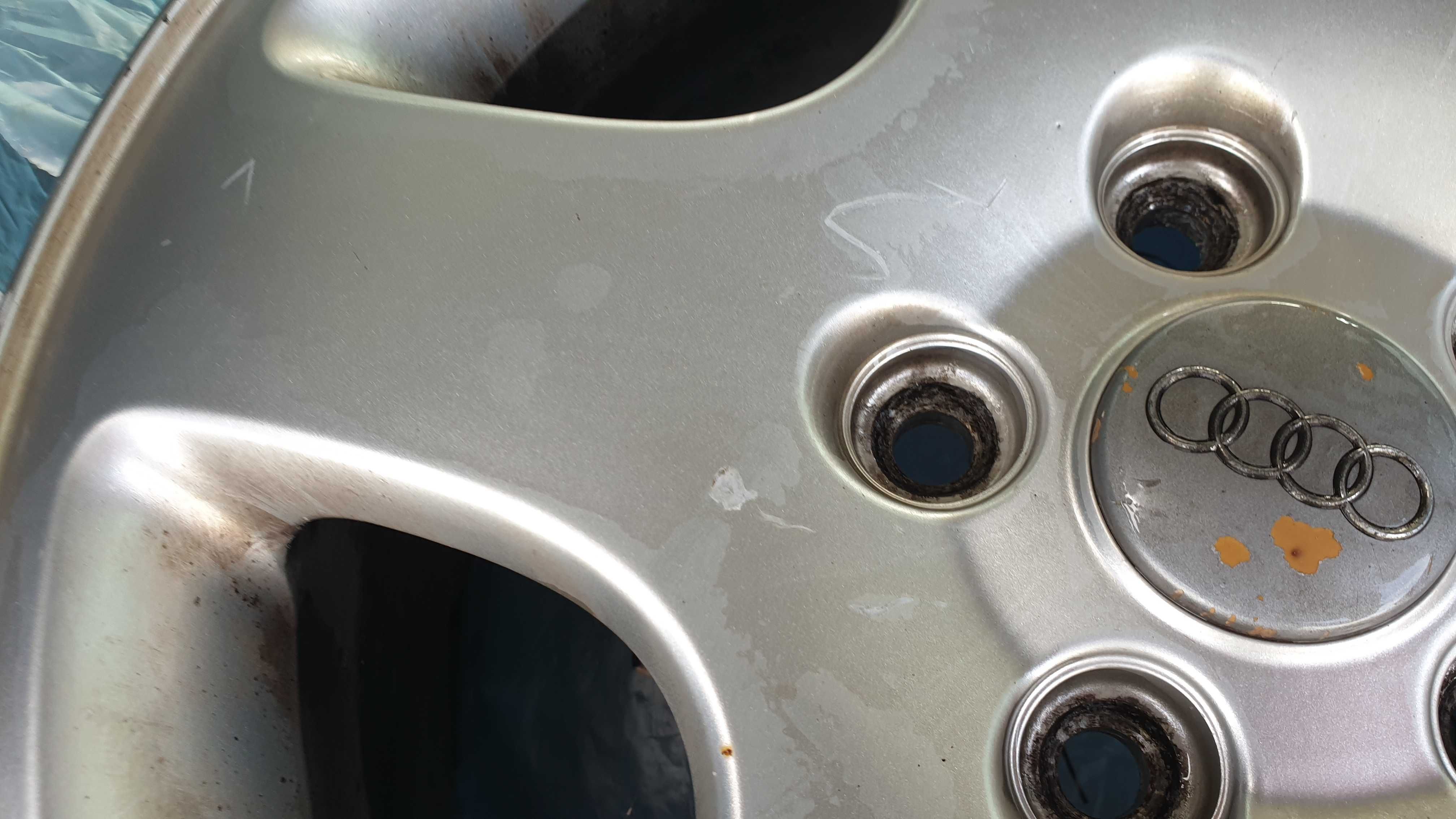 Felgi  Aluminiowe AUDI A6 C6, A4 B5, "7JX16 H2 ET45" 5X112