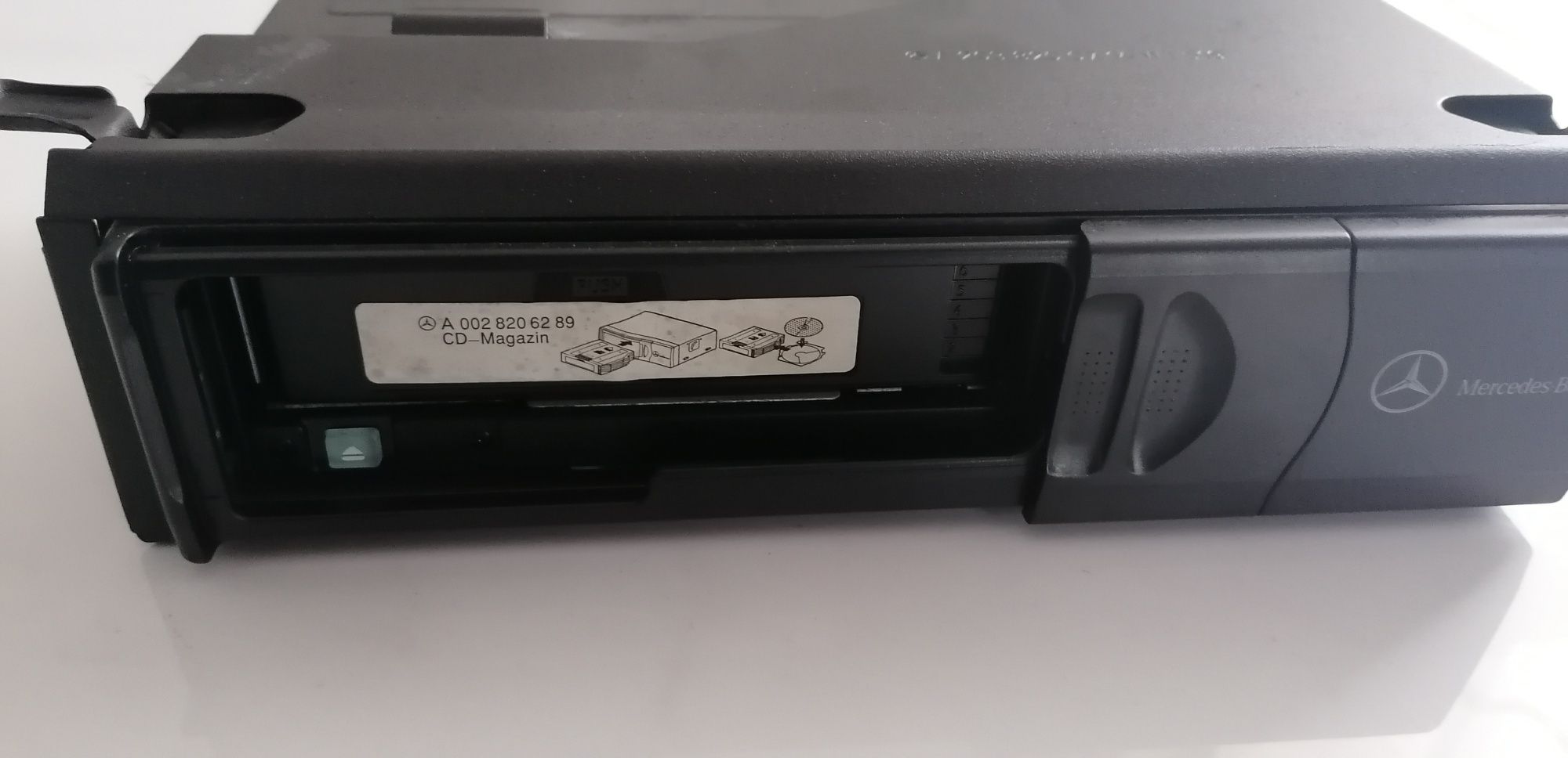 Mercedes Benz CD Changer