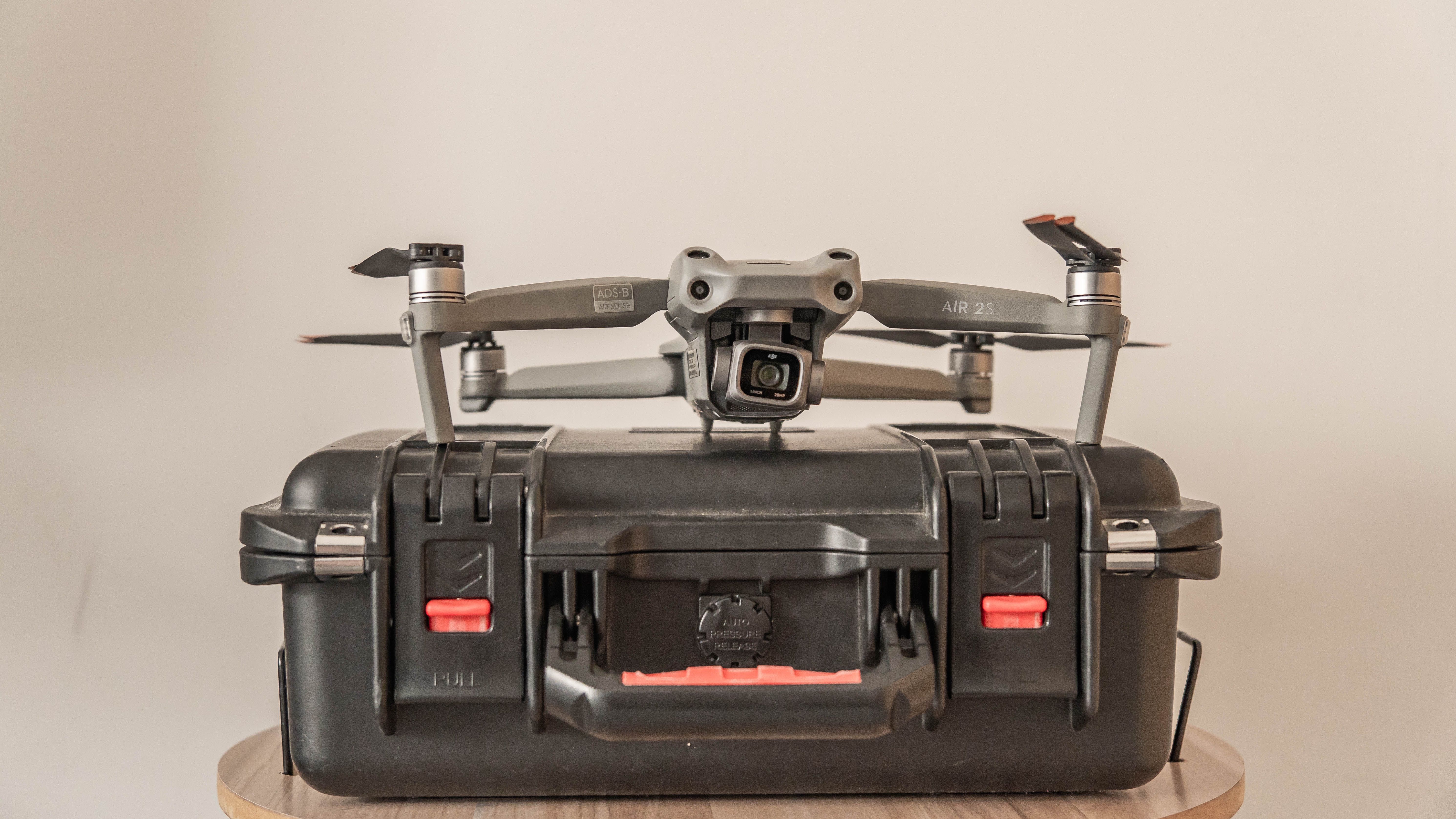 DJI Air2S (4 baterie) + SC + dodatki