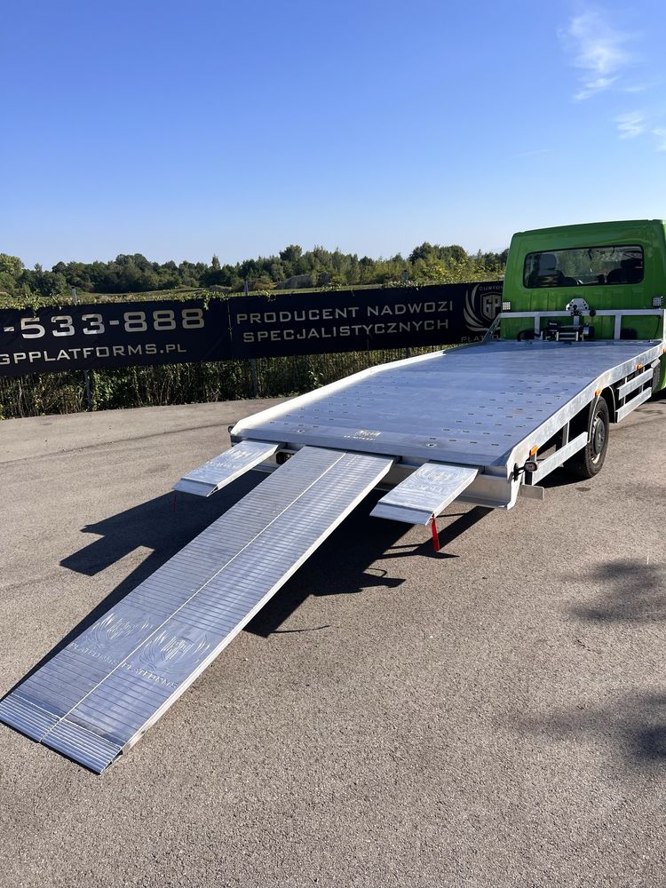 PRODUCENT laweta autolaweta aluminiowa zabudowa panelowa najazd panel