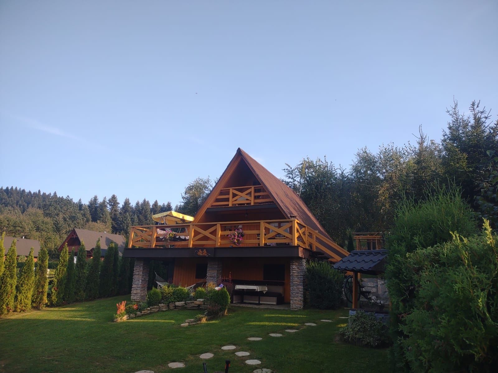 Solina domek TRZY TARASY widokowe na JEZIORO SOLIŃSKIE