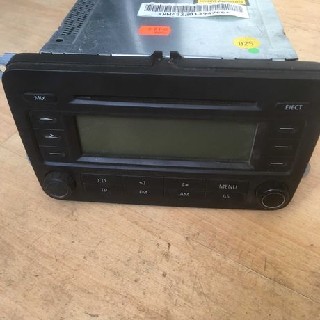 Radio rcd 300 VW touran  Golf 5 v  rcd300 + KOD