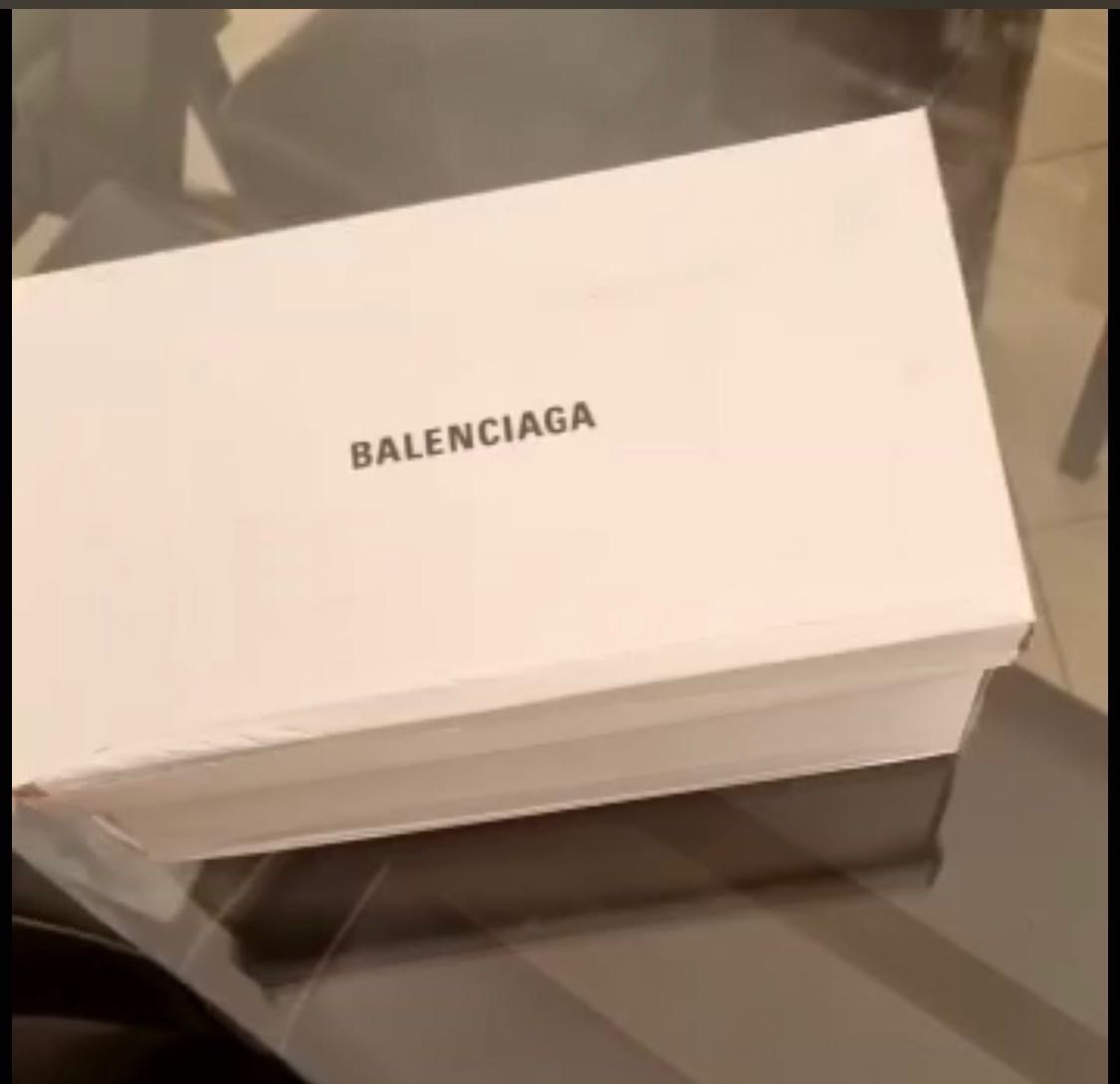 Sapatilhas Balenciaga Originais NOVAS 44 em Caixa